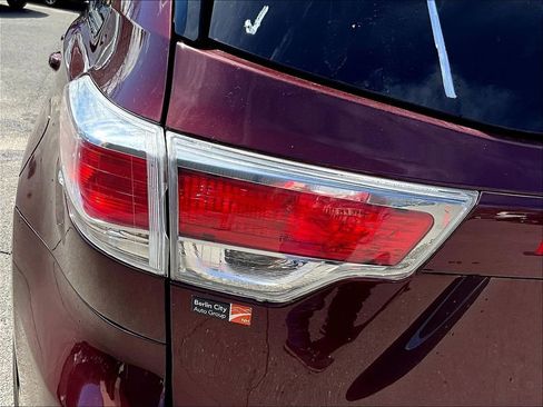 Used 2016 Toyota Highlander Limited w/ Protection Package #3 image 27