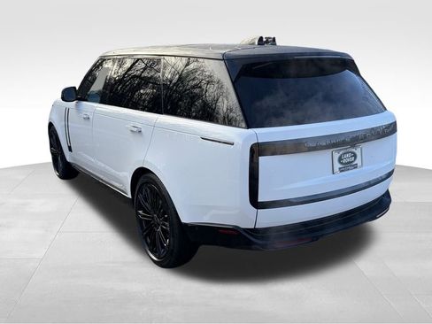 New 2026 Land Rover Range Rover Long Wheelbase SE image 6
