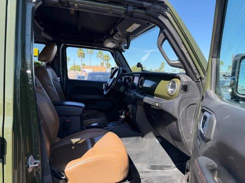 Used 2021 Jeep Wrangler Unlimited Rubicon AWD/4WD image 23