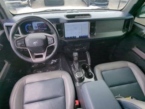 Used 2023 Ford Bronco Outer Banks AWD/4WD image 14