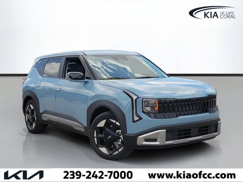 New 2027 Kia Seltos S FWD image 1