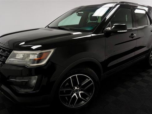 Used 2016 Ford Explorer Sport w/ Equipment Group 401A image 4