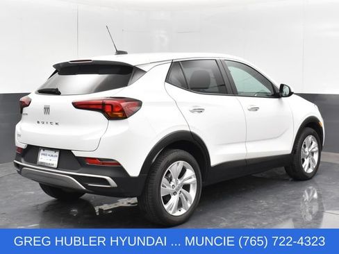 Used 2024 Buick Encore GX Preferred w/ Comfort Package FWD image 17