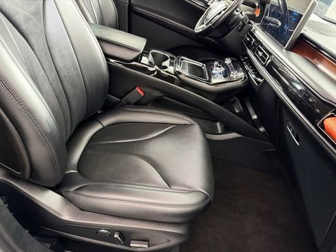 Used 2021 Lincoln Nautilus Reserve w/ Equipment Group 202A image 25