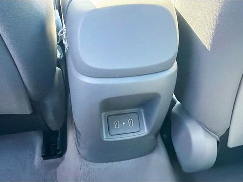 New 2026 Hyundai Elantra SE w/ Cargo Package FWD image 24