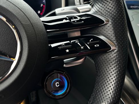 Used 2022 Mercedes-Benz SL 63 AMG ROADSTER DRIVER ASSISTANCE PKG w/ Driver Assistance Package image 34