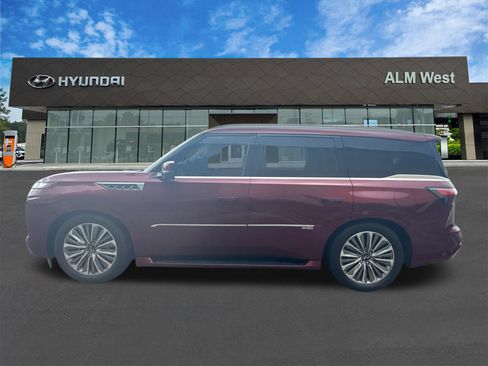 Used 2025 INFINITI QX80 Sensory AWD/4WD image 8