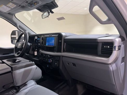 New 2026 Ford F350 XL w/ XL Chrome Package AWD/4WD image 21