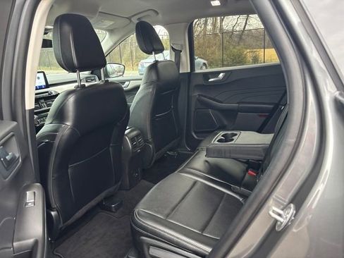 Certified 2022 Ford Escape SEL image 12