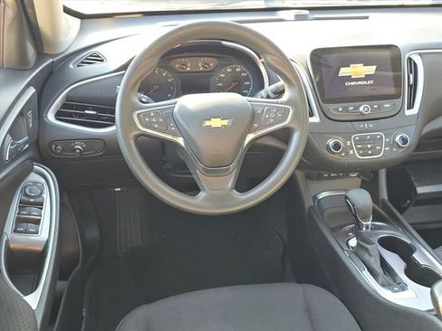 Certified 2024 Chevrolet Malibu LT FWD image 33