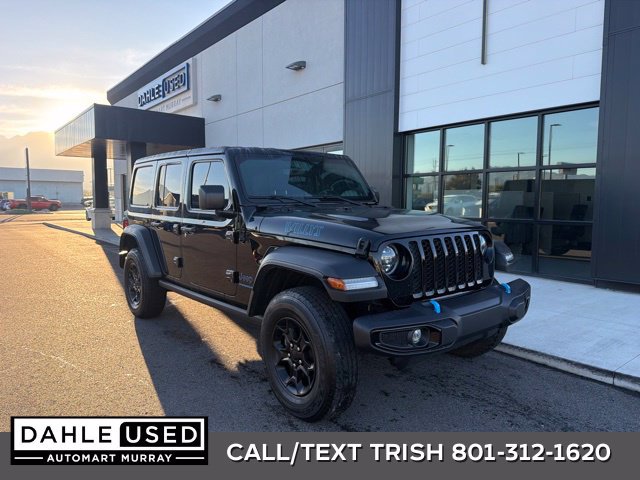 Used 2023 Jeep Wrangler Unlimited w/ Cold Weather Group AWD/4WD image 1