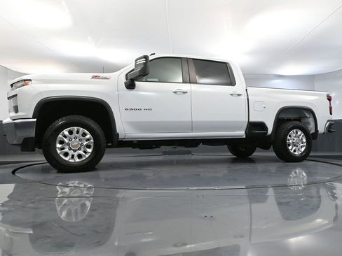 Used 2023 Chevrolet Silverado 2500 LT image 56