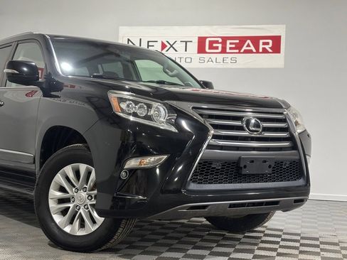 Used 2016 Lexus GX 460 image 3
