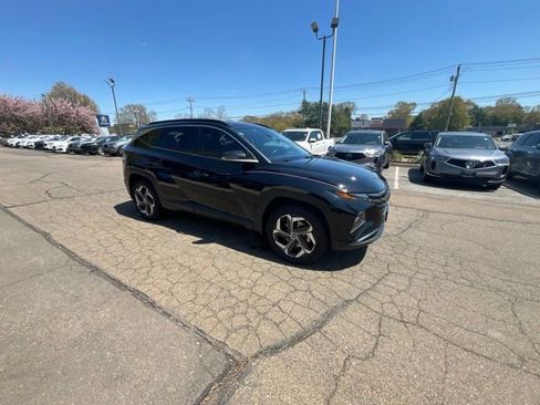 Used 2023 Hyundai Tucson Limited AWD/4WD image 21