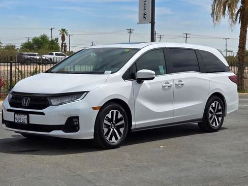 Used 2025 Honda Odyssey EX-L image 8