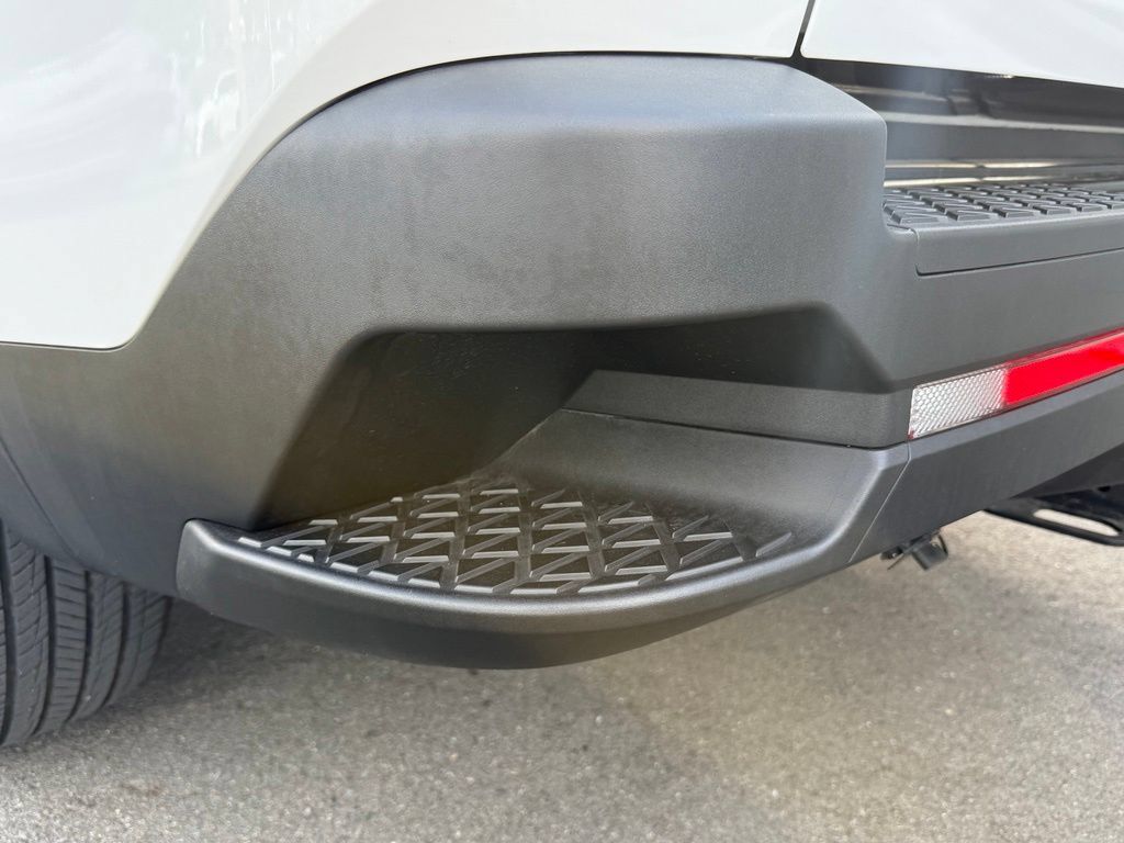 Certified 2025 Hyundai Santa Cruz SE FWD image 27