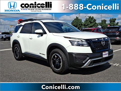 Used 2025 Nissan Pathfinder Rock Creek AWD/4WD image 1