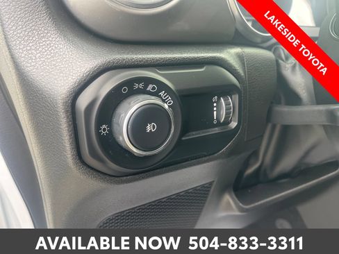 Used 2023 Jeep Wrangler Unlimited Sahara AWD/4WD image 25