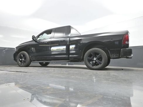 Used 2014 RAM 1500 Express w/ Black Ram 1500 Express Group RWD image 40