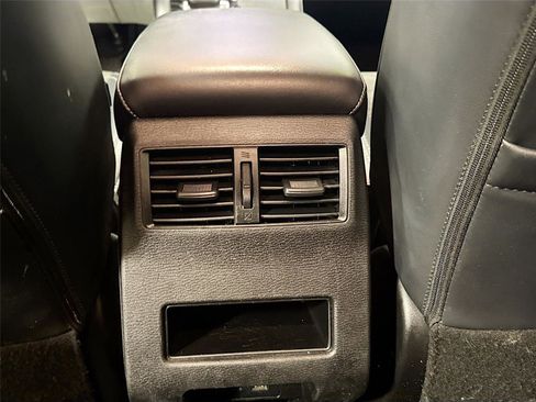 Used 2024 Mitsubishi Outlander FWD image 24