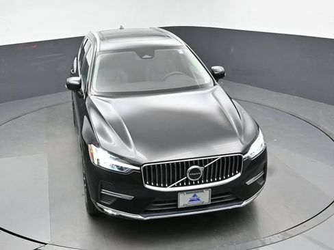 Used 2023 Volvo XC60 B5 Plus AWD/4WD image 45