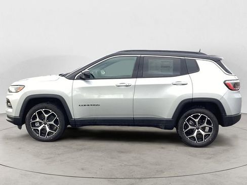 New 2026 Jeep Compass Limited image 2