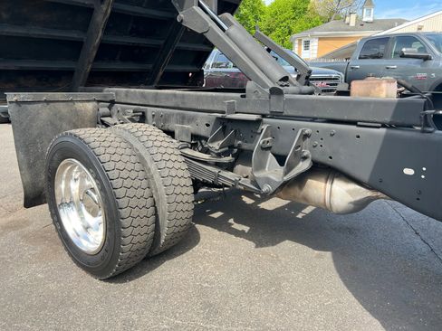 Used 2015 RAM 5500 Tradesman AWD/4WD image 14
