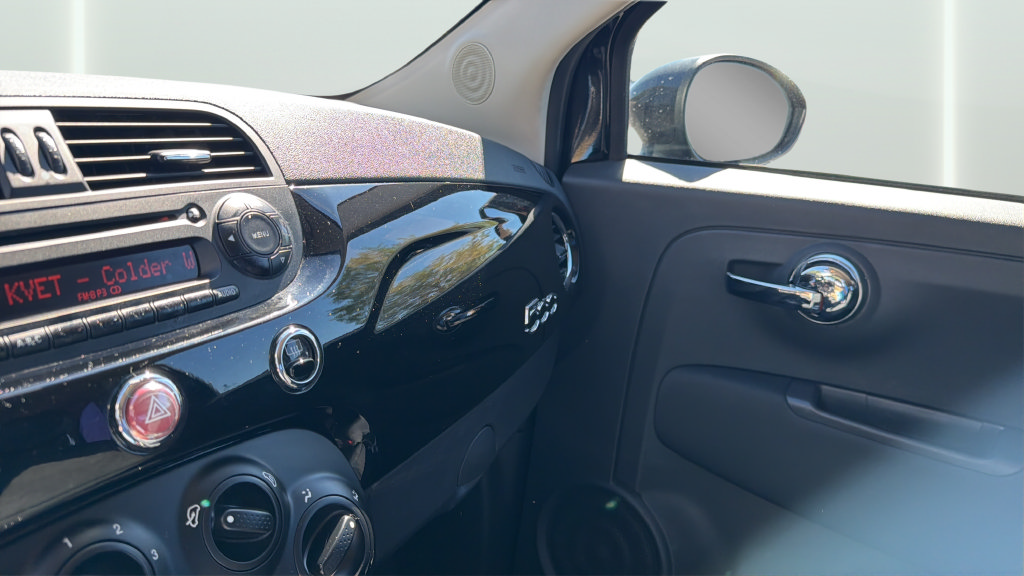 Used 2015 FIAT 500 Pop FWD image 16