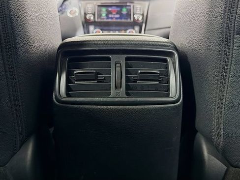 Used 2020 Nissan Rogue SL AWD/4WD image 26