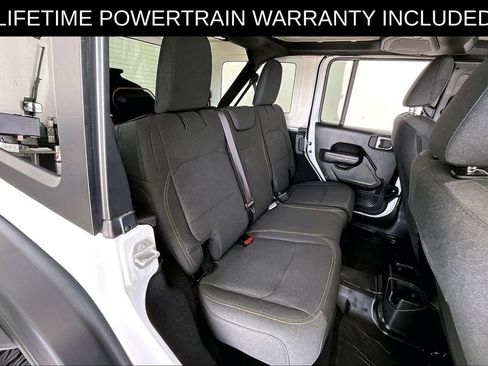 Used 2024 Jeep Wrangler Unlimited Sport AWD/4WD image 36