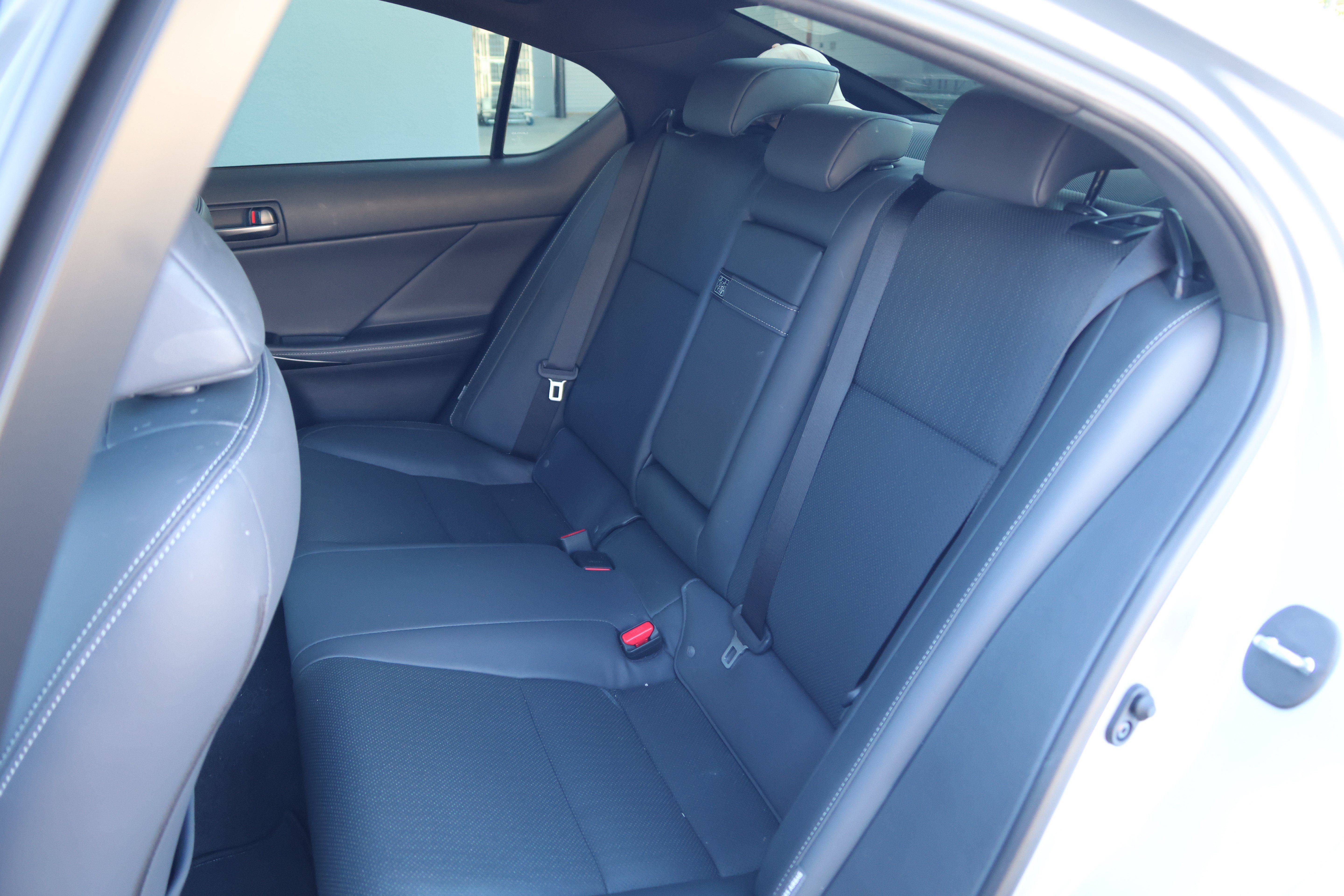 Certified 2026 Lexus IS 350 F Sport RWD image 35