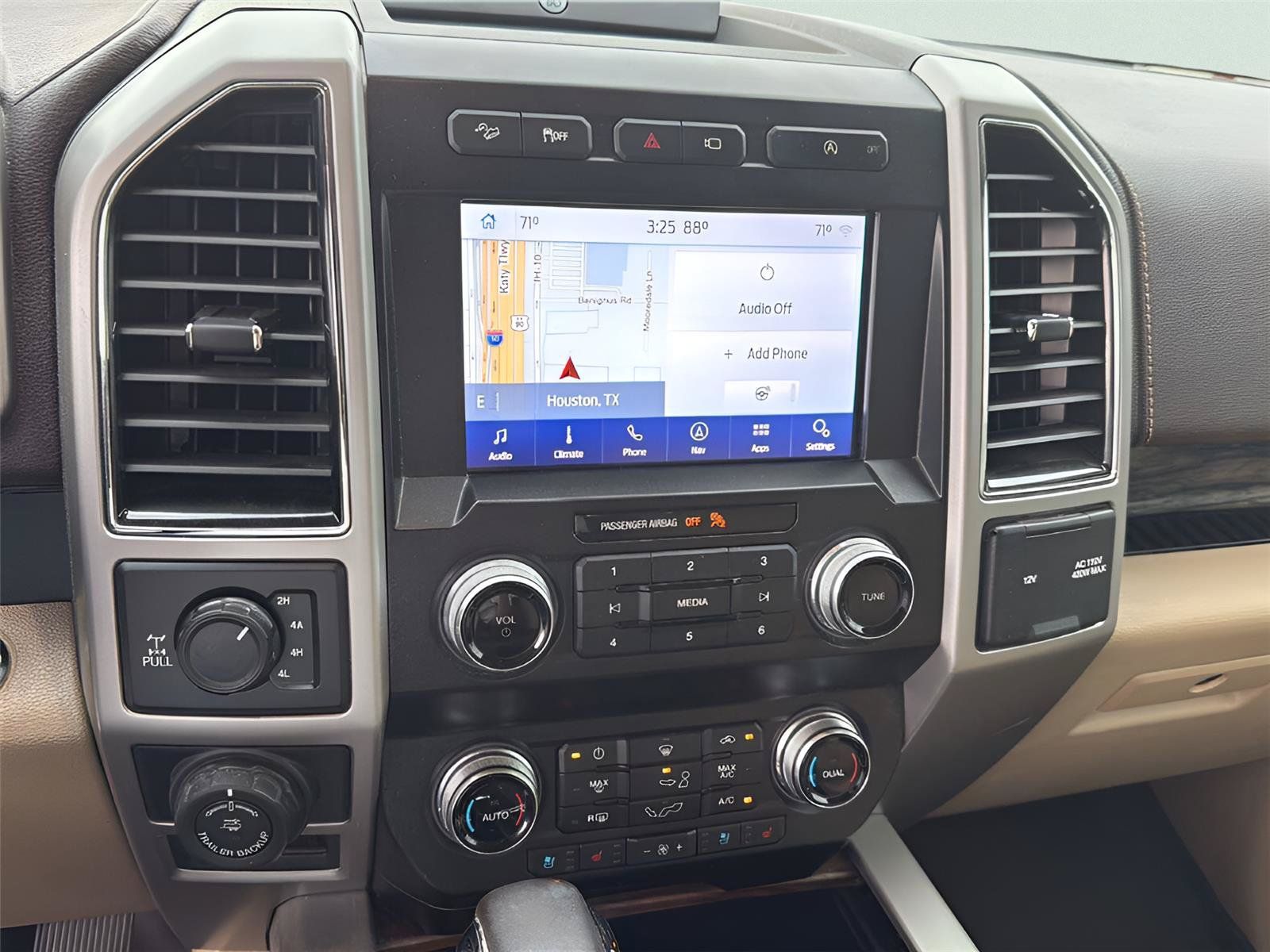 Used 2020 Ford F150 Lariat w/ Equipment Group 502A Luxury AWD/4WD image 3