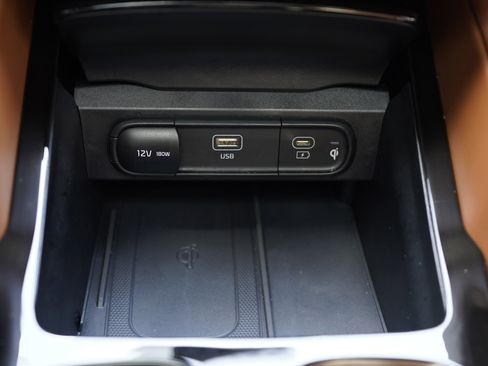 Used 2024 Kia Telluride EX X-Line AWD/4WD image 38