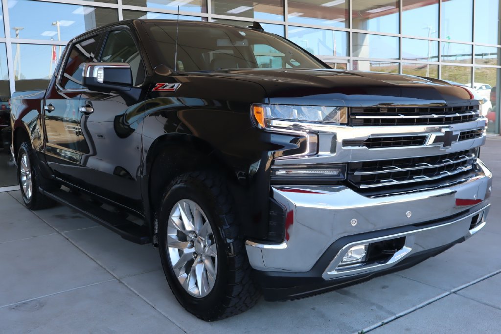 Used 2021 Chevrolet Silverado 1500 LTZ AWD/4WD image 1