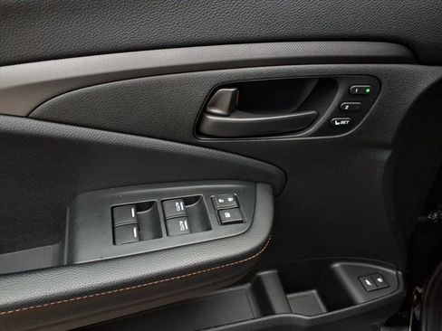 Certified 2022 Honda Pilot TrailSport image 16