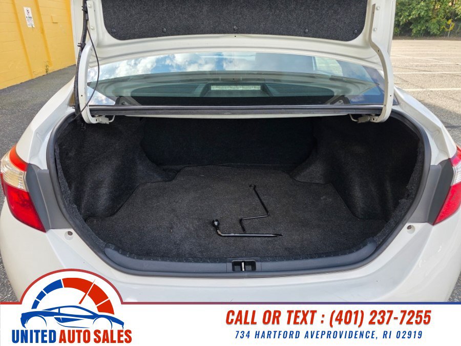 Used 2016 Toyota Corolla S FWD image 12