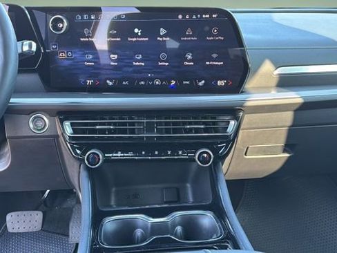 New 2025 Chevrolet Traverse LT w/ Driver Confidence Package image 24