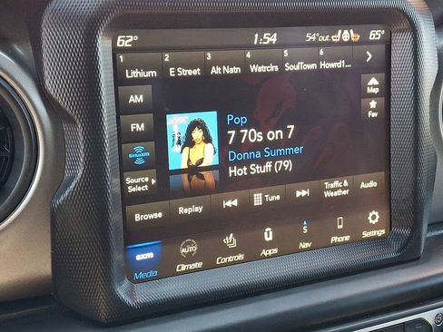 Certified 2023 Jeep Wrangler Unlimited w/ Sun & Screen Package image 18