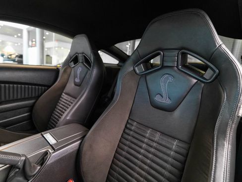 Used 2014 Ford Mustang Shelby GT500 w/ Equipment Group 821A RWD image 5