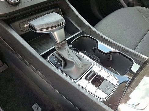 New 2026 Hyundai Tucson SE image 8