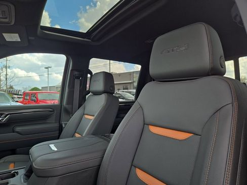 Used 2026 GMC Sierra 2500 AT4 image 23