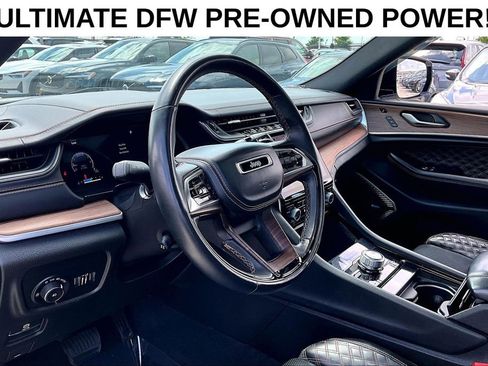 Used 2021 Jeep Grand Cherokee L Summit w/ Advanced Protech Group IV AWD/4WD image 16