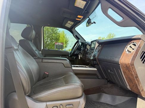 Used 2014 Ford F250 Platinum AWD/4WD image 10