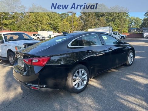 Used 2024 Chevrolet Malibu LT image 3