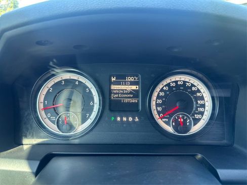 Used 2017 RAM 1500 Classic SLT AWD/4WD image 15