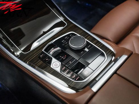 Used 2024 BMW X5 xDrive40i w/ Parking Assistance Package AWD/4WD image 41