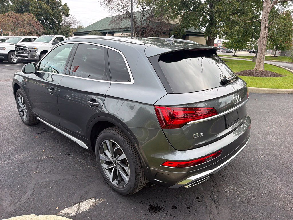 Used 2024 Audi Q5 2.0T Premium AWD/4WD image 3