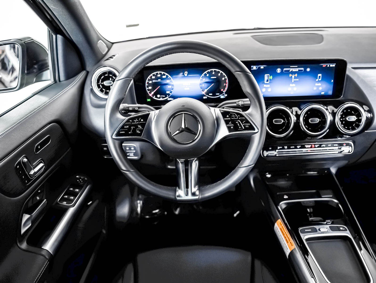 Certified 2026 Mercedes-Benz GLA 250 image 11