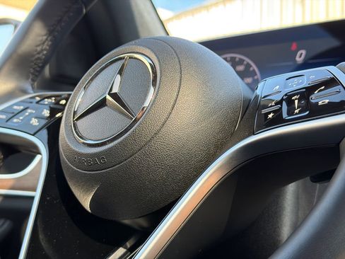 Used 2025 Mercedes-Benz GLE 350 4MATIC image 24