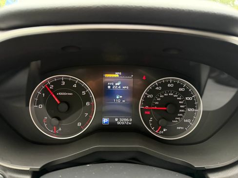 Used 2022 Subaru Ascent Premium AWD/4WD image 25